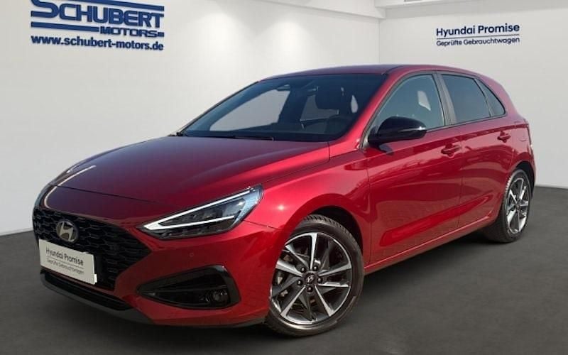 Gebraucht Hyundai i30 Advantage 101 PS (74 kW) 2025 Rot Limousine