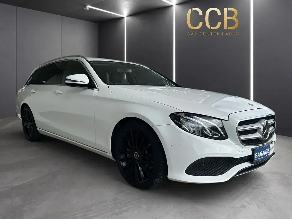 Gebraucht Mercedes E350 Avantgarde 258 PS (189 kW) 2018 Weiß Limousine