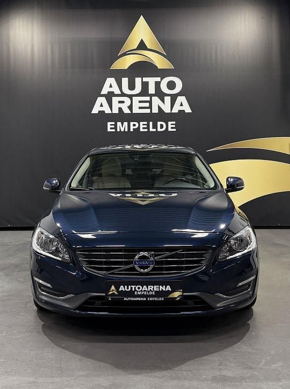 Gebraucht Volvo S60 Summum 254 PS (186 kW) 2014 Blau Limousine