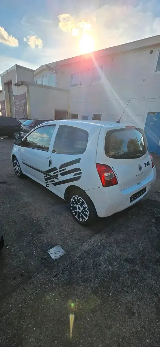 Gebraucht Renault Twingo 58 PS (42 kW) 2011 Weiß Kleinwagen