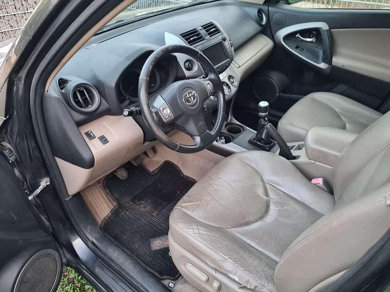 Gebraucht Toyota RAV4 177 PS (130 kW) 2008 Schwarz SUV