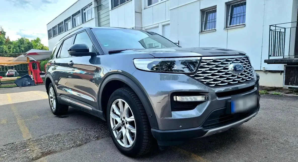 Gebraucht Ford Explorer Platinum 457 PS (336 kW) 2023 Grau SUV
