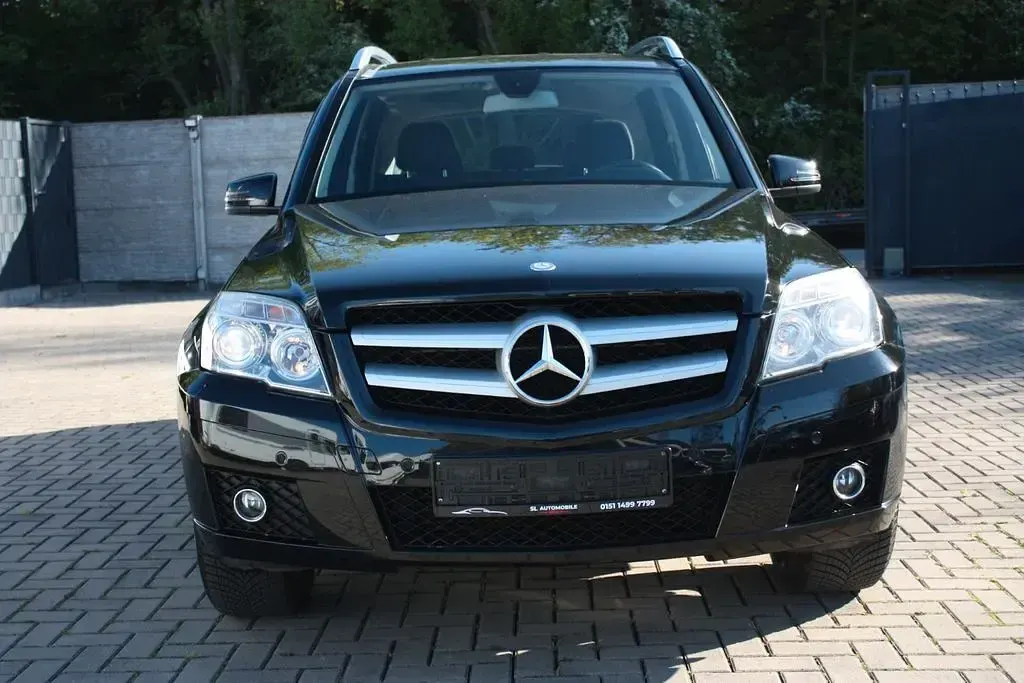Gebraucht Mercedes GLK200 143 PS (105 kW) 2011 Schwarz SUV
