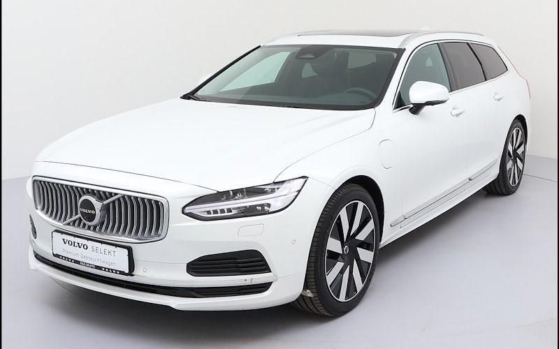 Second-hand Volvo V90 Plus 350 CP (257 kW) 2025 Alb Break