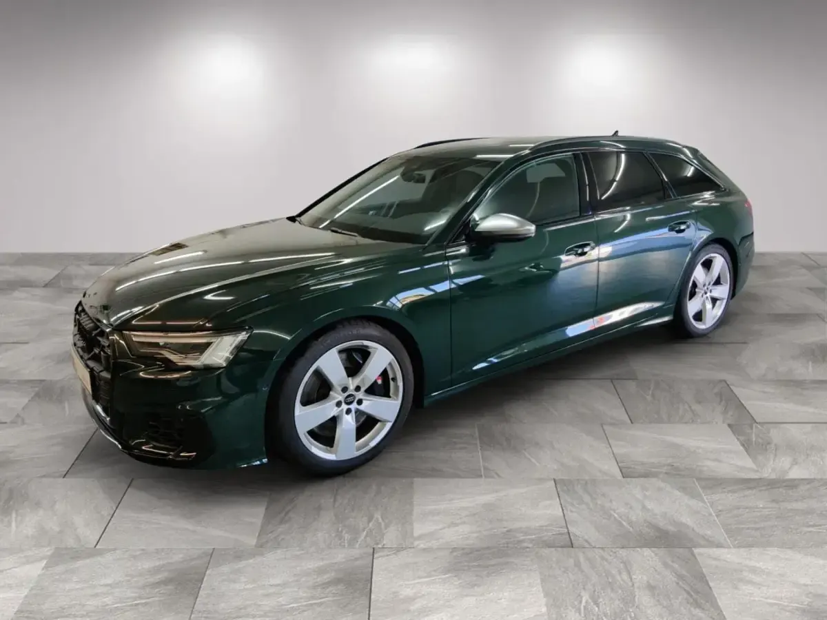 Gebraucht Audi S6 Ambiente 344 PS (253 kW) 2024 Individuallackierungen audi exclusive Kombi