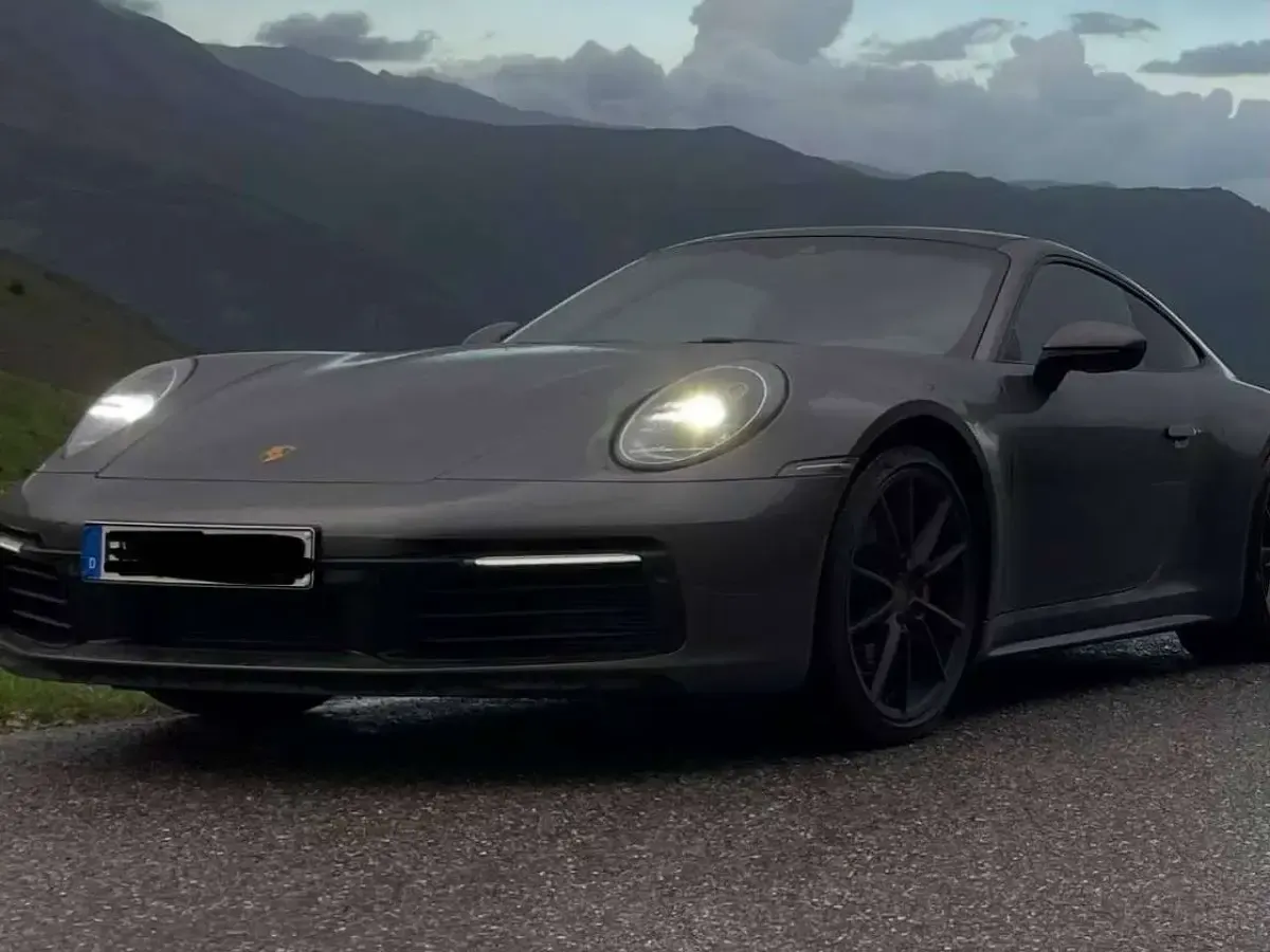 Gebraucht Porsche 992 450 PS (330 kW) 2020 Grau Coupé