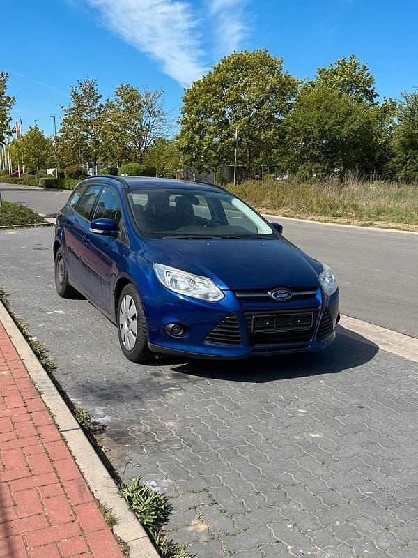 Usata Ford Focus 125 CV (91 kW) 2014 Blu Station wagon