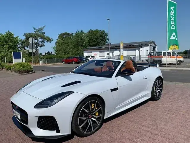 Gebraucht Jaguar F-Type SVR 575 PS (422 kW) 2020 Weiß Cabrio
