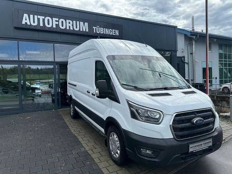 Weiß Gebraucht 2022 Ford Transit Van / Kleinbus | 21.790 € (Guter Preis) - Bild 1/4