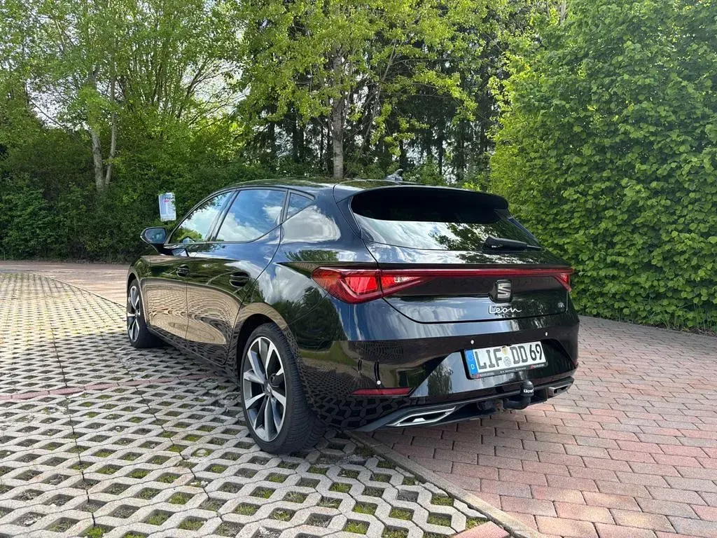 Gebraucht Seat Leon FR 150 PS (110 kW) 2020 Schwarz Limousine