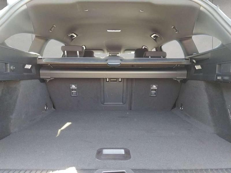 Gebraucht Ford Focus ST-Line X 125 PS (91 kW) 2023 Chrome blue metallic Kombi