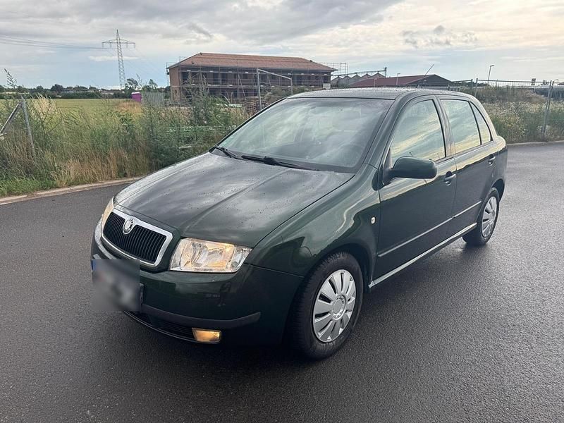 Grün Gebraucht 2003 Skoda Fabia Limousine | 2.000 € (Fairer Preis) - Bild 1/4