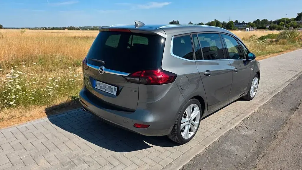 Gebraucht Opel Zafira Innovation 170 PS (125 kW) 2017 Beige Van / Kleinbus