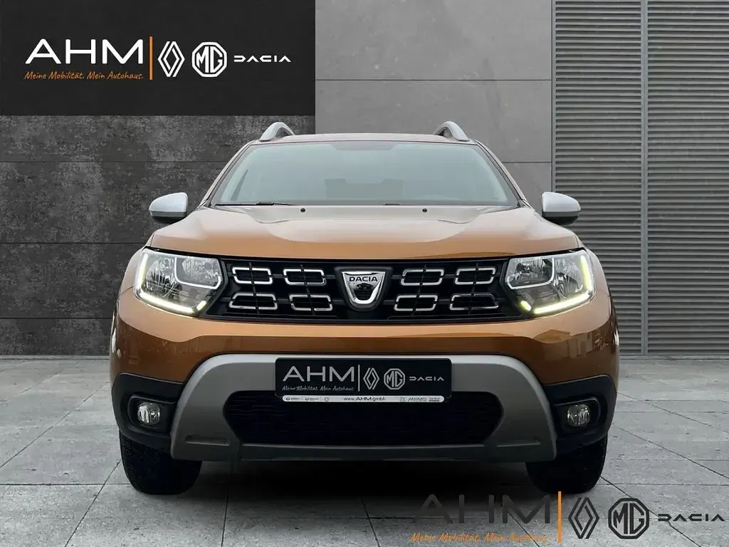 Gebraucht Dacia Duster Prestige 131 PS (96 kW) 2020 Orange SUV