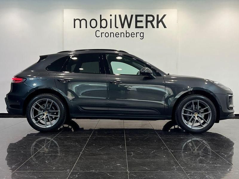 Gebraucht Porsche Macan 265 PS (194 kW) 2021 Grau SUV