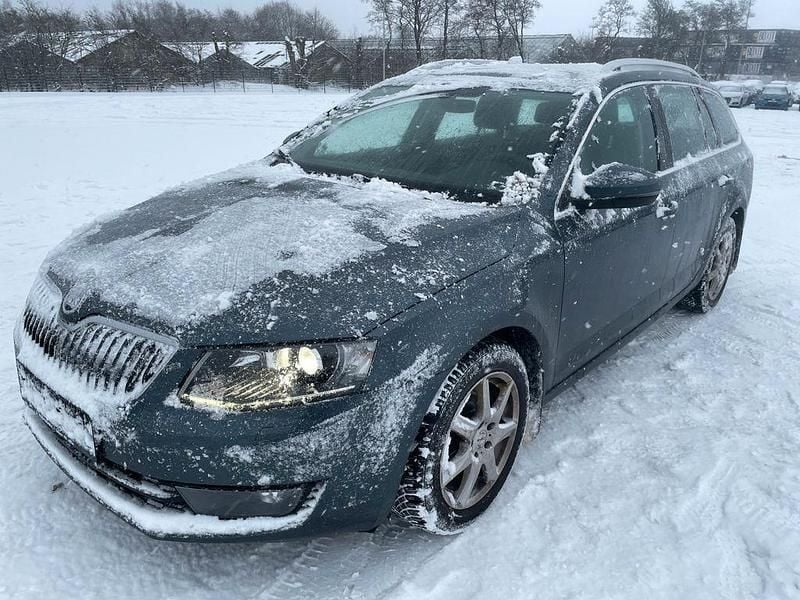 Gebraucht Skoda Octavia Style 110 PS (80 kW) 2016 Grau Kombi