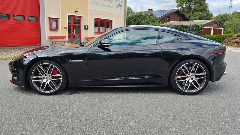 Gebraucht Jaguar F-Type R 551 PS (405 kW) 2018 Schwarz