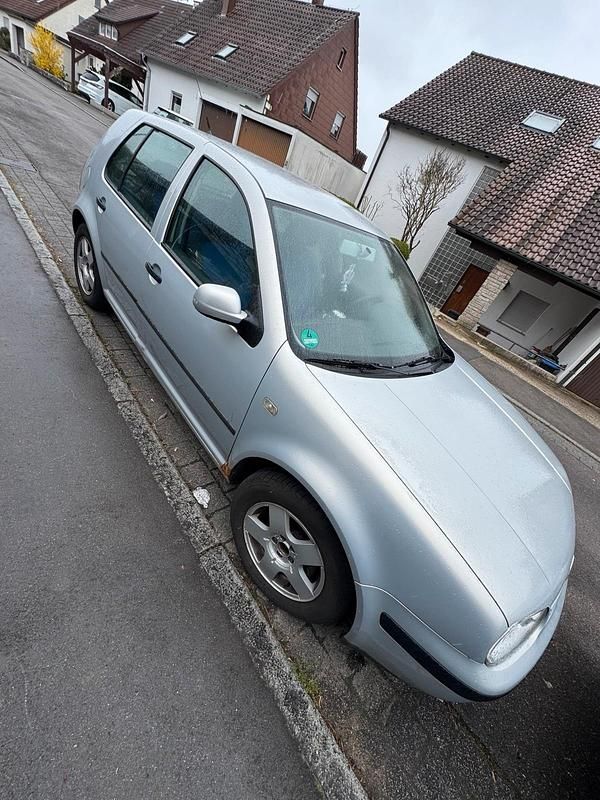 Gebraucht VW Golf IV 75 PS (55 kW) 2000 Grau Kleinwagen