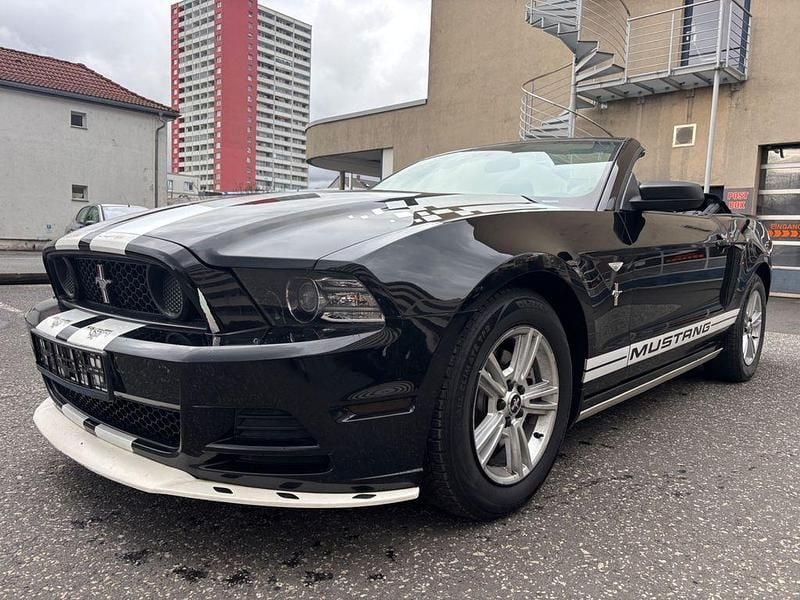 Gebraucht Ford Mustang 305 PS (224 kW) 2014 Schwarz Cabrio