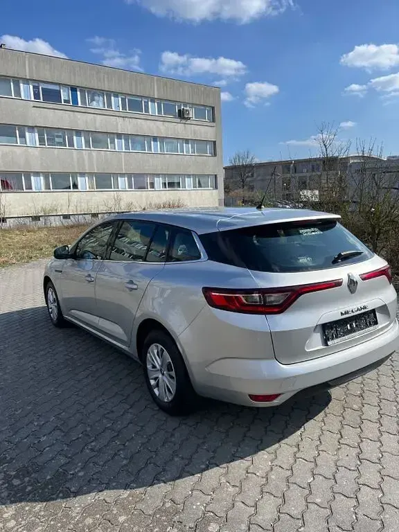 Usata Renault Mégane Life 116 CV (85 kW) 2019 Grigio Berlina