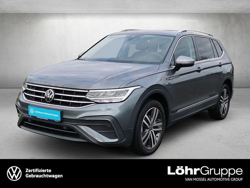 Gebraucht VW Tiguan Allspace Life 150 PS (110 kW) 2021 Platinum grey metallic SUV