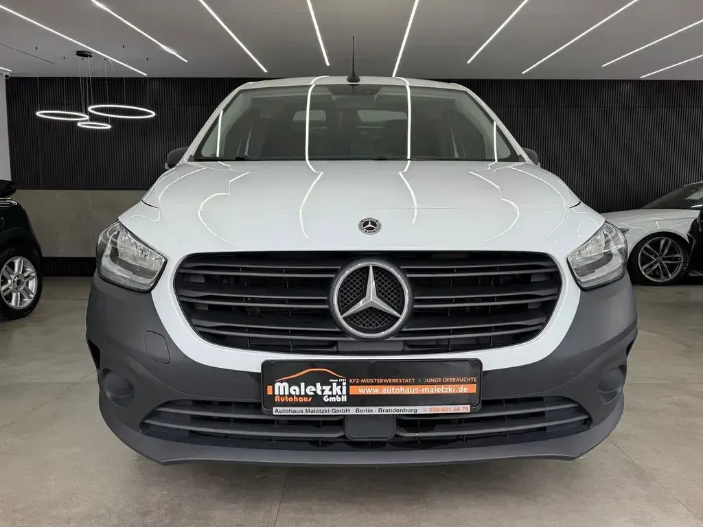Gebraucht Mercedes Citan 110 95 PS (69 kW) 2022 Weiß Van / Kleinbus