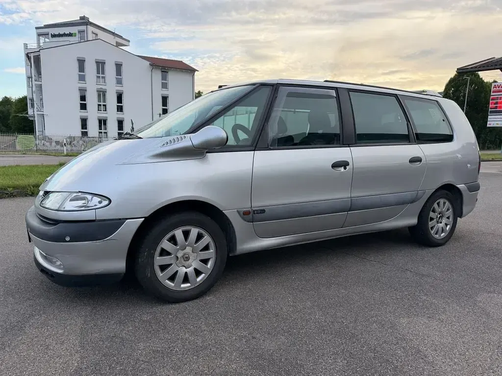 Gebraucht Renault Espace 140 PS (102 kW) 1999 Silber Van / Kleinbus