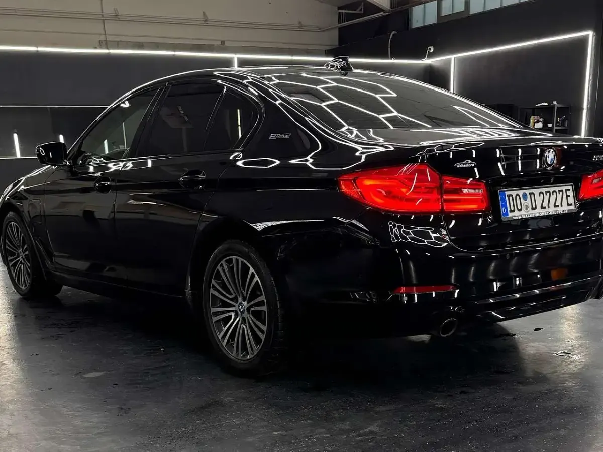 Gebraucht BMW 530e iPerformance 252 PS (185 kW) 2018 Schwarz Limousine