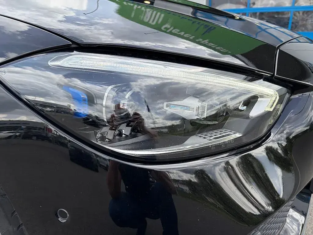 Gebraucht Mercedes C300 Avantgarde 265 PS (194 kW) 2022 Obsidianschwarz Kombi