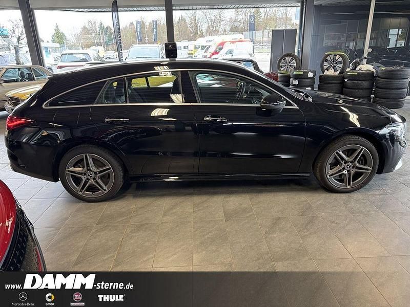 Gebraucht Mercedes CLA250e Shooting Brake AMG line 218 PS (160 kW) 2025 Kosmosschwarz Kombi