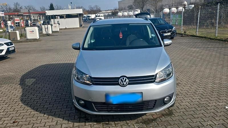 Gebraucht VW Touran 140 PS (102 kW) 2012 Grau Van / Kleinbus