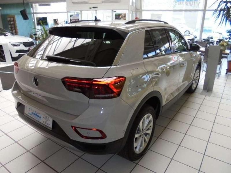 Gebraucht VW T-Roc Life 150 PS (110 kW) 2022 Ascotgrau SUV