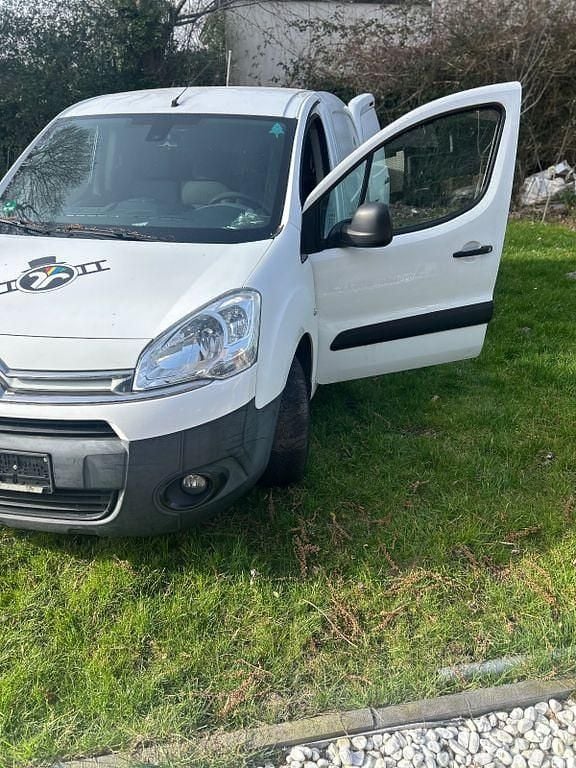 Gebraucht Citroën Berlingo Business Class 92 PS (67 kW) 2015 Weiß Van / Kleinbus