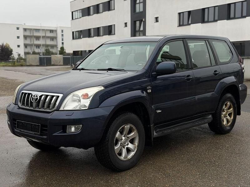 Blau Gebraucht 2004 Toyota Land Cruiser Travel SUV | 8.990 € (Superpreis) - Bild 1/4