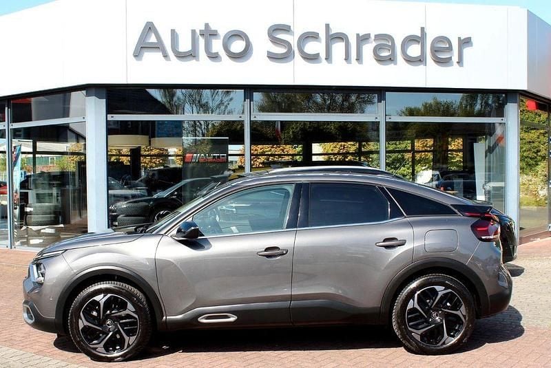 Gebraucht Citroën C4 Shine 131 PS (96 kW) 2022 Grau Limousine