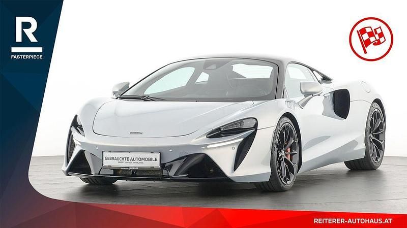 Silber Gebraucht 2023 McLaren Artura | 208.990 € - Bild 1/4