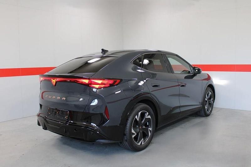 Neu Cupra Tavascan Endurance 210 kW (286 PS) 2026 Grau SUV