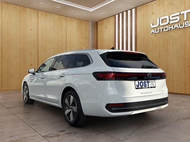 Gebraucht VW Passat Business 150 PS (110 kW) 2024 Weiß Kombi