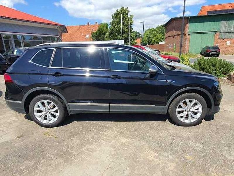 Gebraucht VW Tiguan Allspace Highline 150 PS (110 kW) 2019 Schwarz SUV