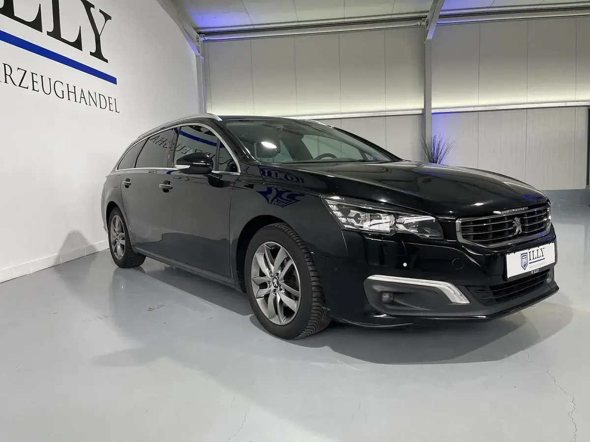 Gebraucht Peugeot 508 Allure 150 PS (110 kW) 2017 Schwarz Kombi