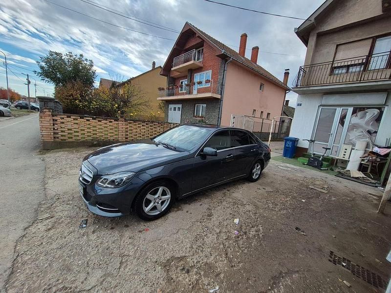 Gebraucht Mercedes E300 Avantgarde 231 PS (169 kW) 2015 Grau Limousine