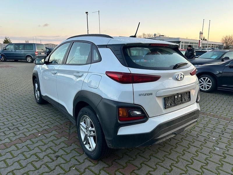 Gebraucht Hyundai Kona Trend 120 PS (88 kW) 2019 Weiß SUV