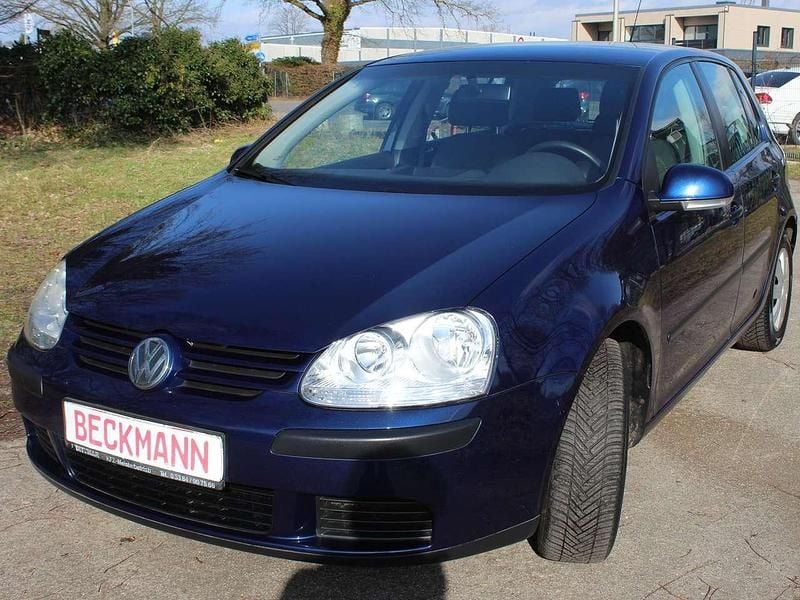Gebraucht VW Golf IV Trendline 75 PS (55 kW) 2006 Shadow blue metallic Kleinwagen