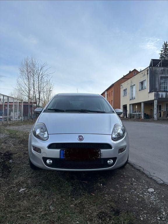 Gebraucht Fiat Punto 69 PS (50 kW) 2016 Silber Kleinwagen