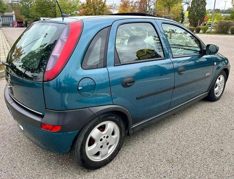 Gebraucht Opel Corsa 90 PS (66 kW) 2002 Blau Kleinwagen