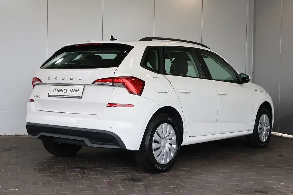 Gebraucht Skoda Kamiq Active 95 PS (69 kW) 2022 Weiß SUV