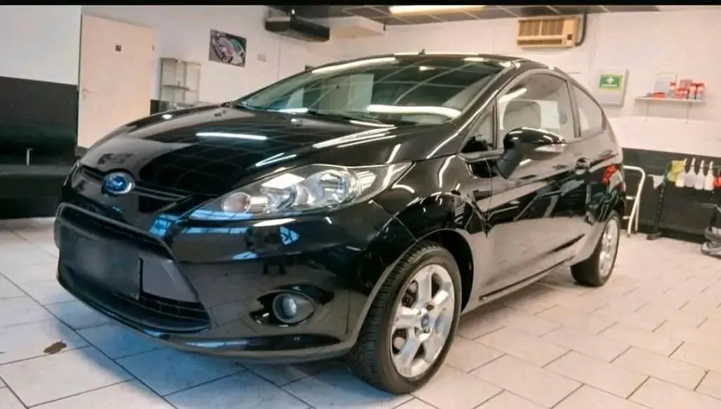 Gebraucht Ford Fiesta 96 PS (70 kW) 2009 Schwarz Kleinwagen