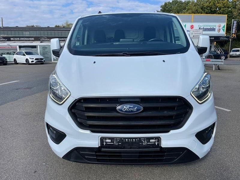 Weiß Gebraucht 2022 Ford Transit Custom Trend Van / Kleinbus | 18.499 € (Guter Preis) - Bild 1/4