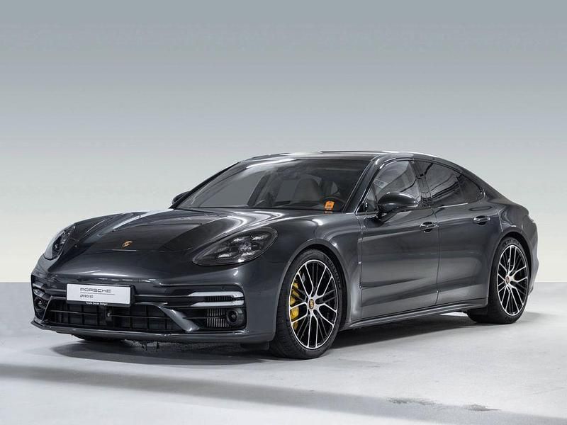 Grau Gebraucht 2023 Porsche Panamera Turbo S Sport Limousine | 117.900 € (Fairer Preis) - Bild 1/4