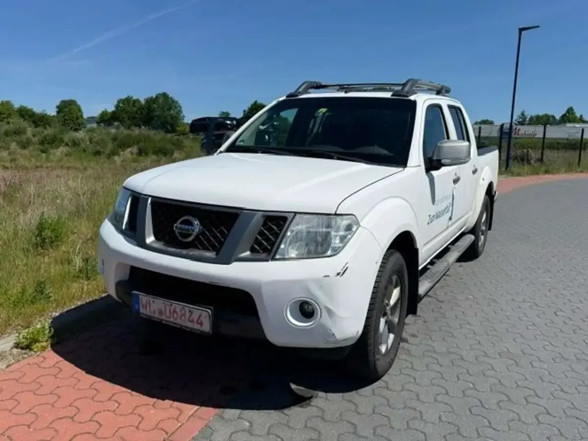 Gebraucht Nissan Navara Platinum 190 PS (139 kW) 2013 Weiß Pickup